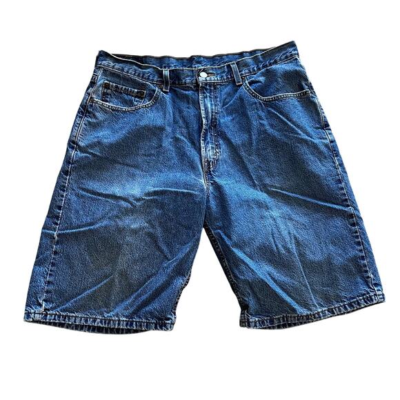 Vintage 2004 Levi's 569 Men's 36 Medium Wash Denim Straight Leg Shorts - Picture 1 of 5
